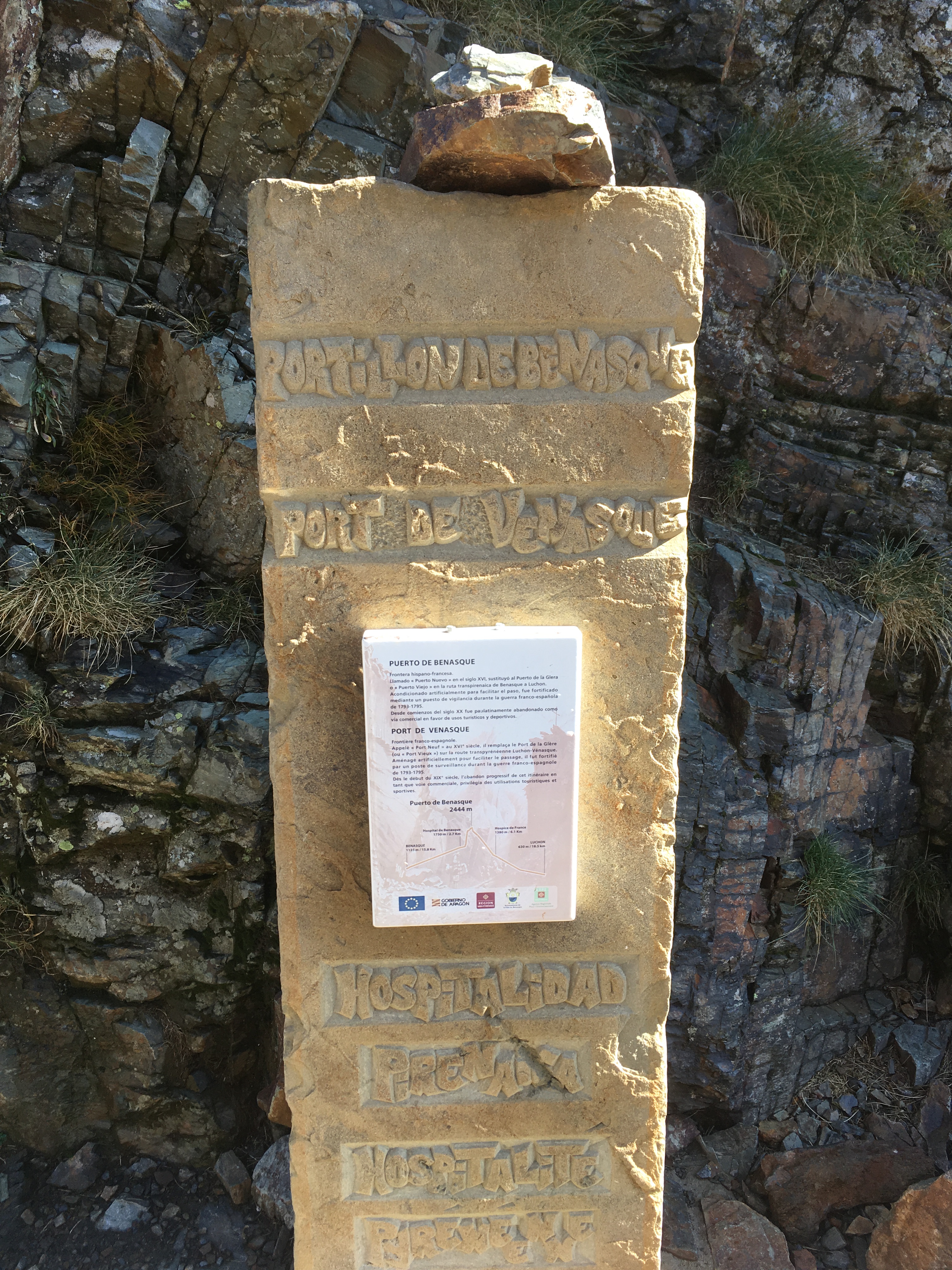 multiple-hikes-pyrenees-2