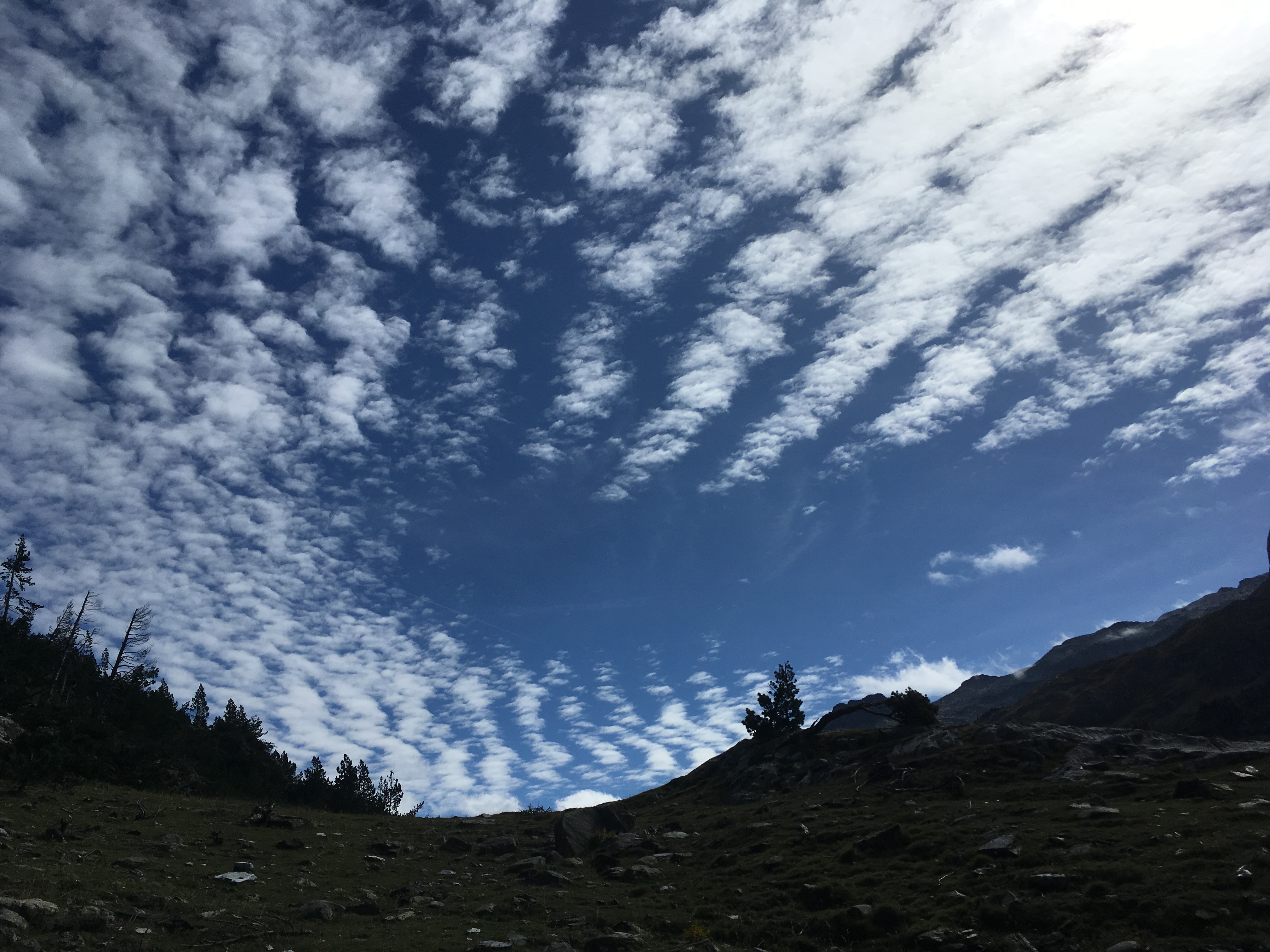 multiple-hikes-pyrenees-4