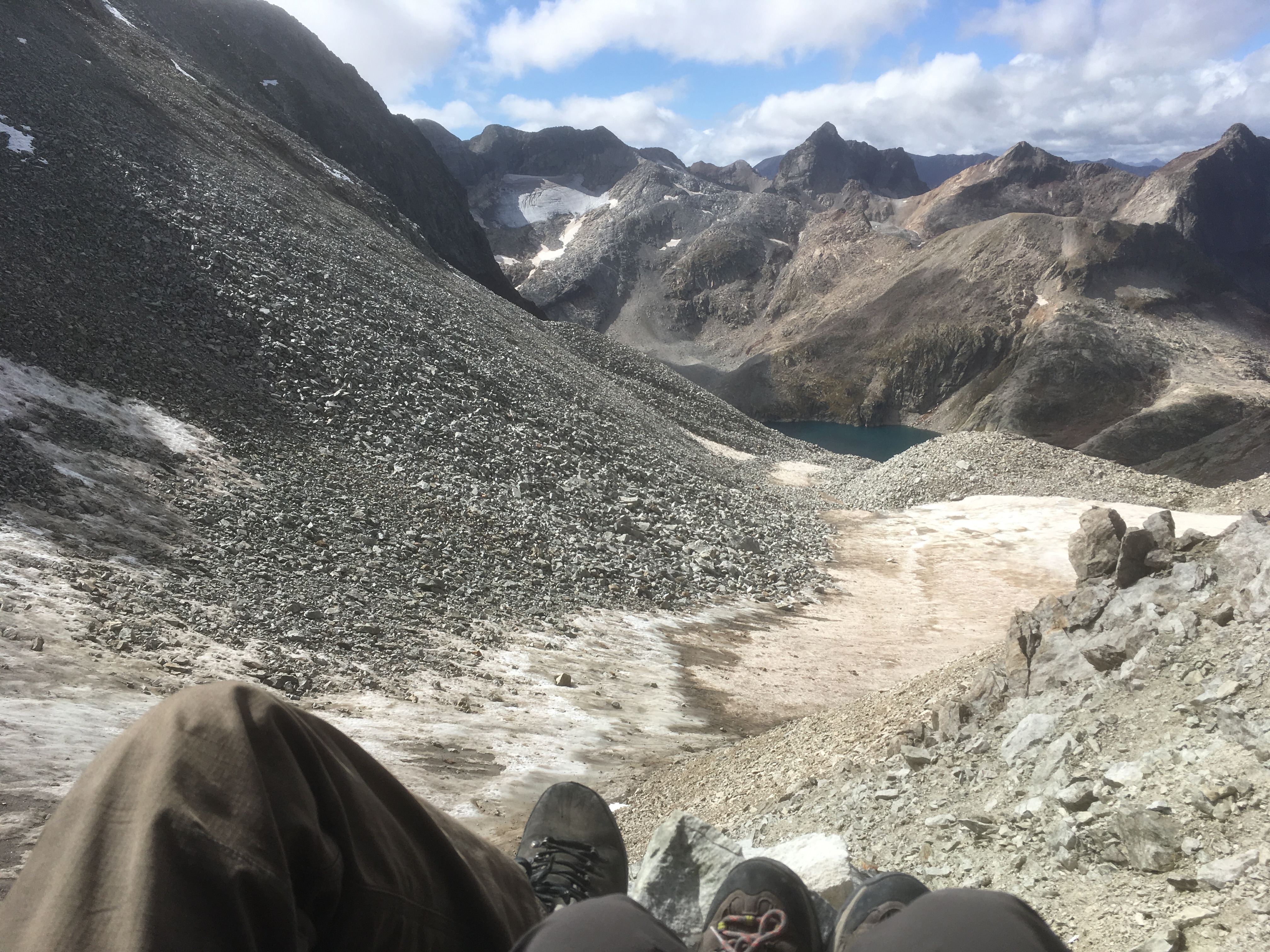 multiple-hikes-pyrenees-10