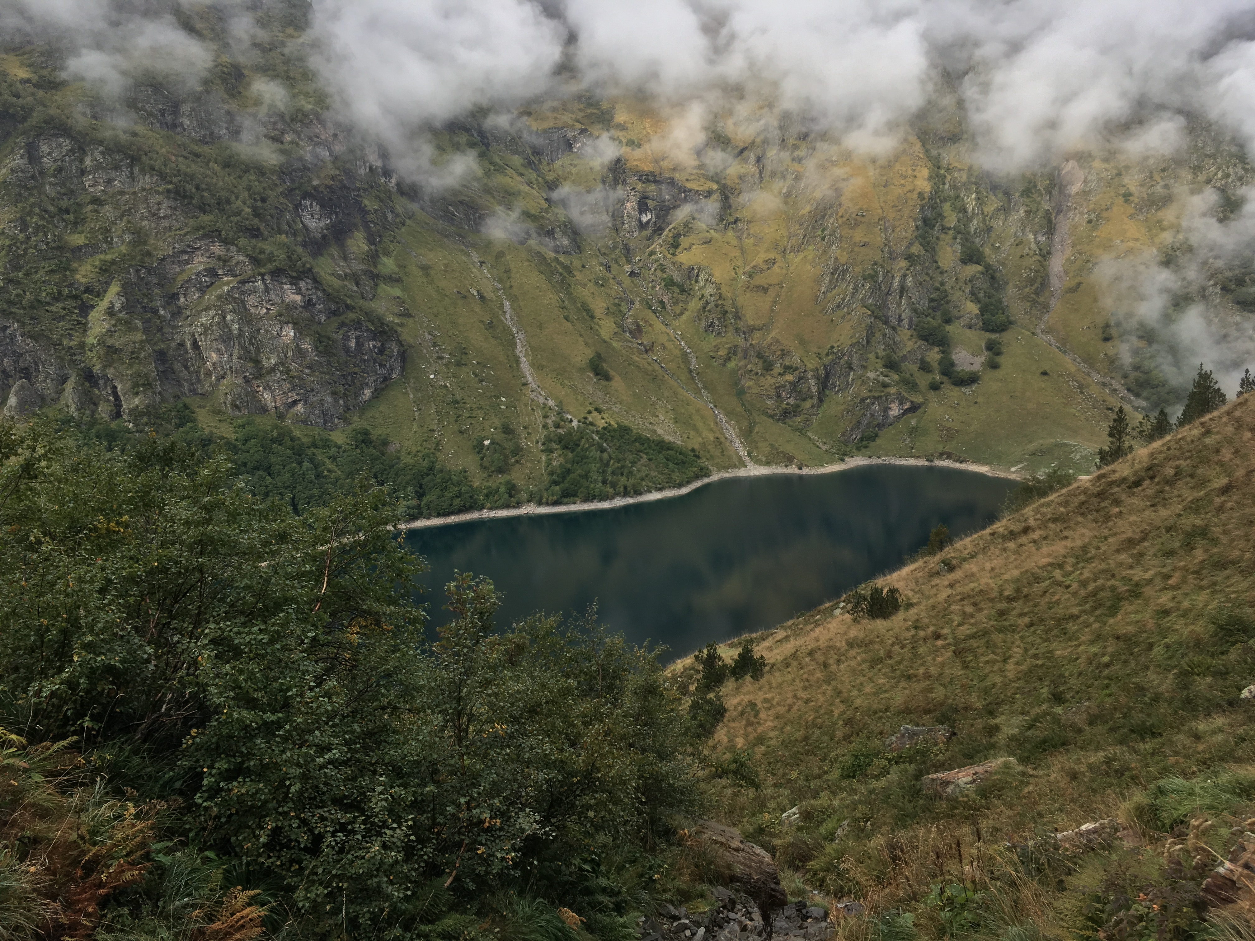 multiple-hikes-pyrenees-16