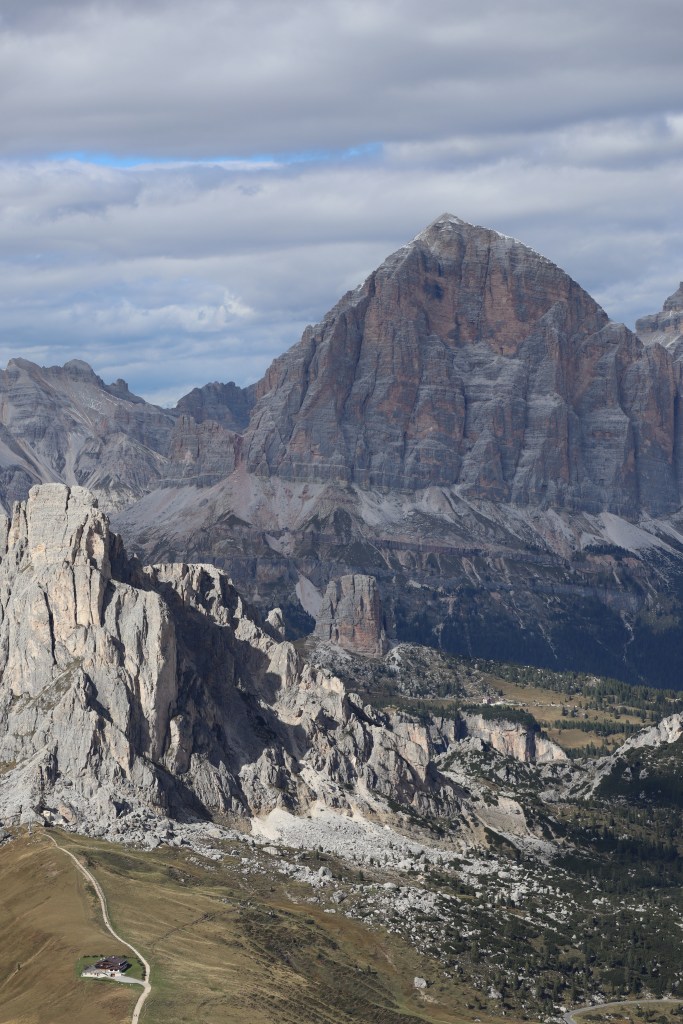 hiking-dolomites-italy-8