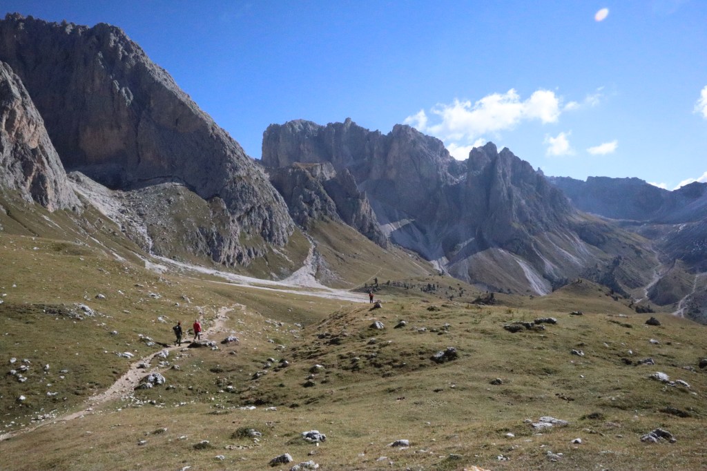 hiking-dolomites-italy-15