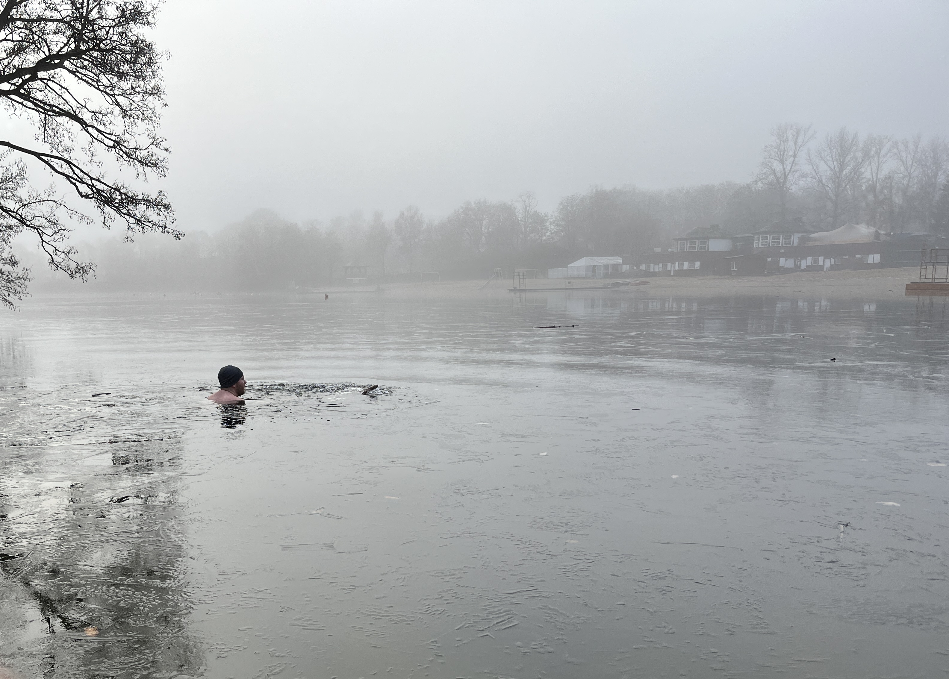 ice-dipping-plotzensee-0