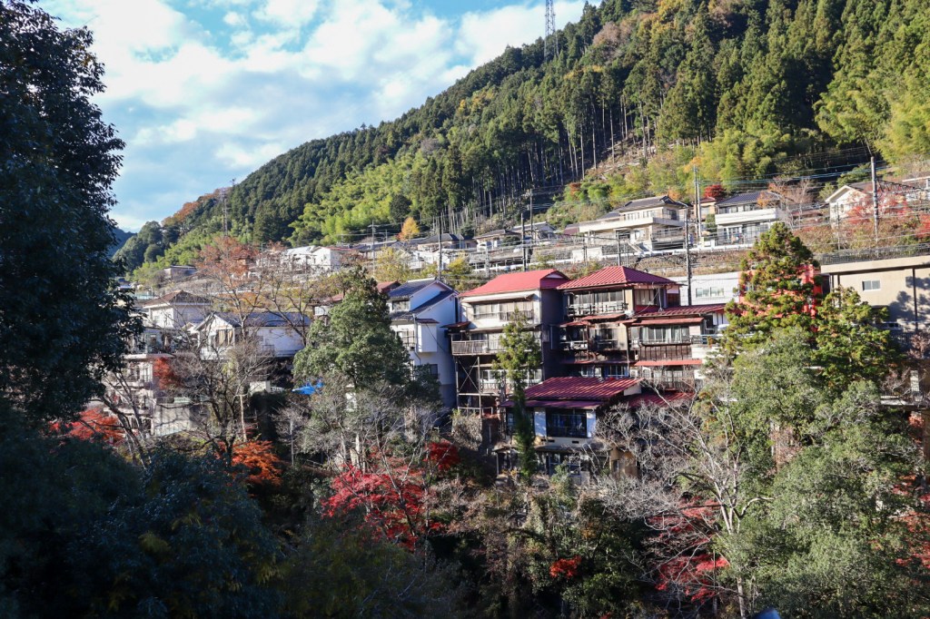 mitake-bouldering-scenic-9