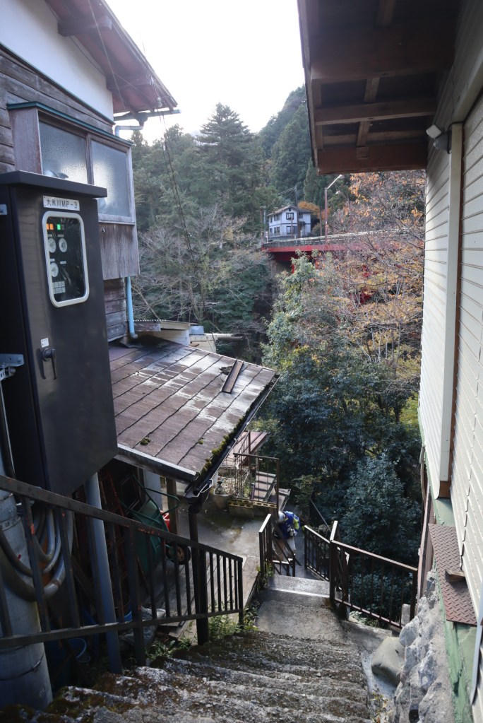 mitake-bouldering-scenic-4