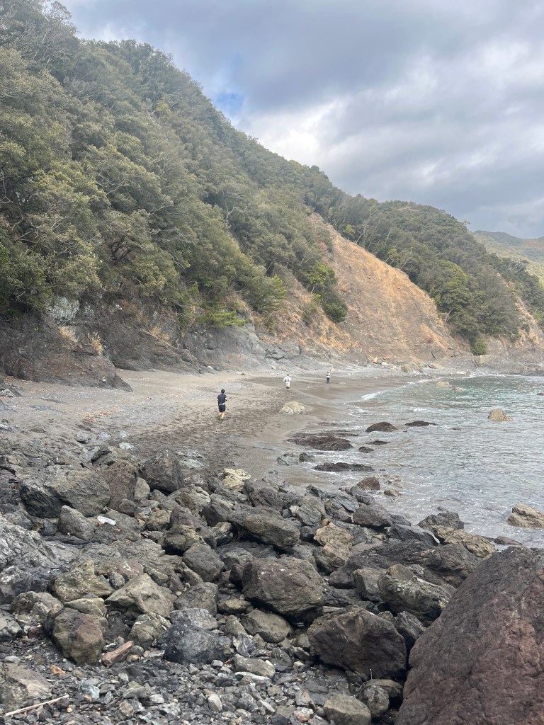 senba-coastal-cliff-3