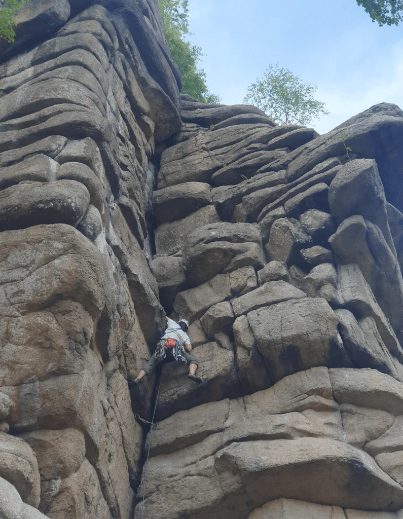 trad-climbing-course-8